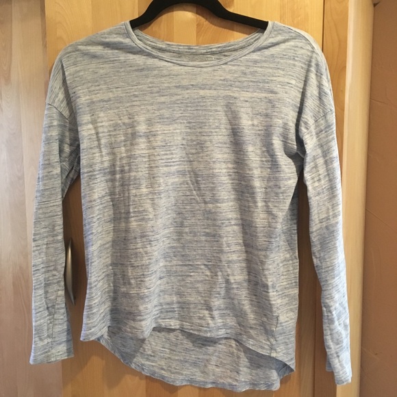 Final Sale: Bundle of two Old Navy Tops Youth XL - Picture 4 of 5